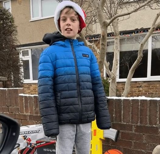 Heartwarming Story of a 10-Year-Old Boy’s Christmas Gift to His Mother